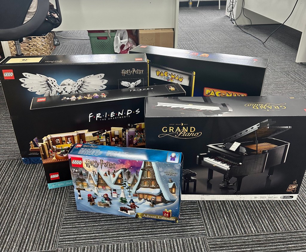 Boxes showing different lego kits 